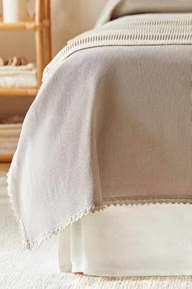 FADED LINEN VALANCE SHEET - White by Zara - Image 6