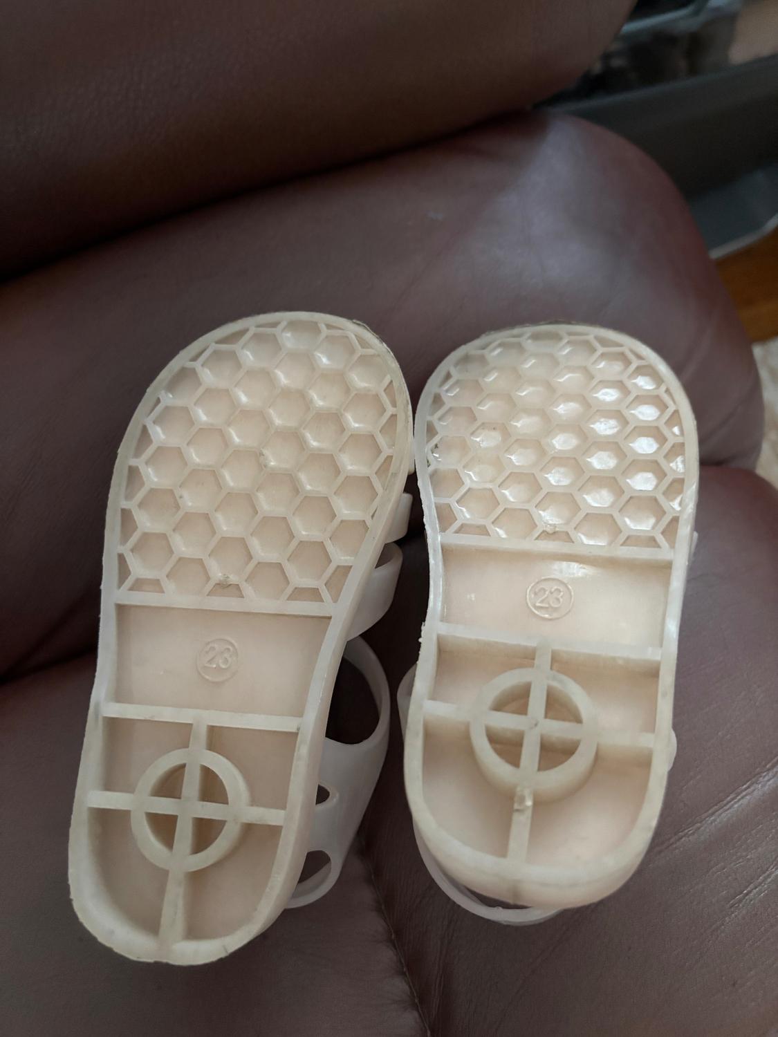 MINNIE MOUSE FISHERMAN SANDALS - Image 2