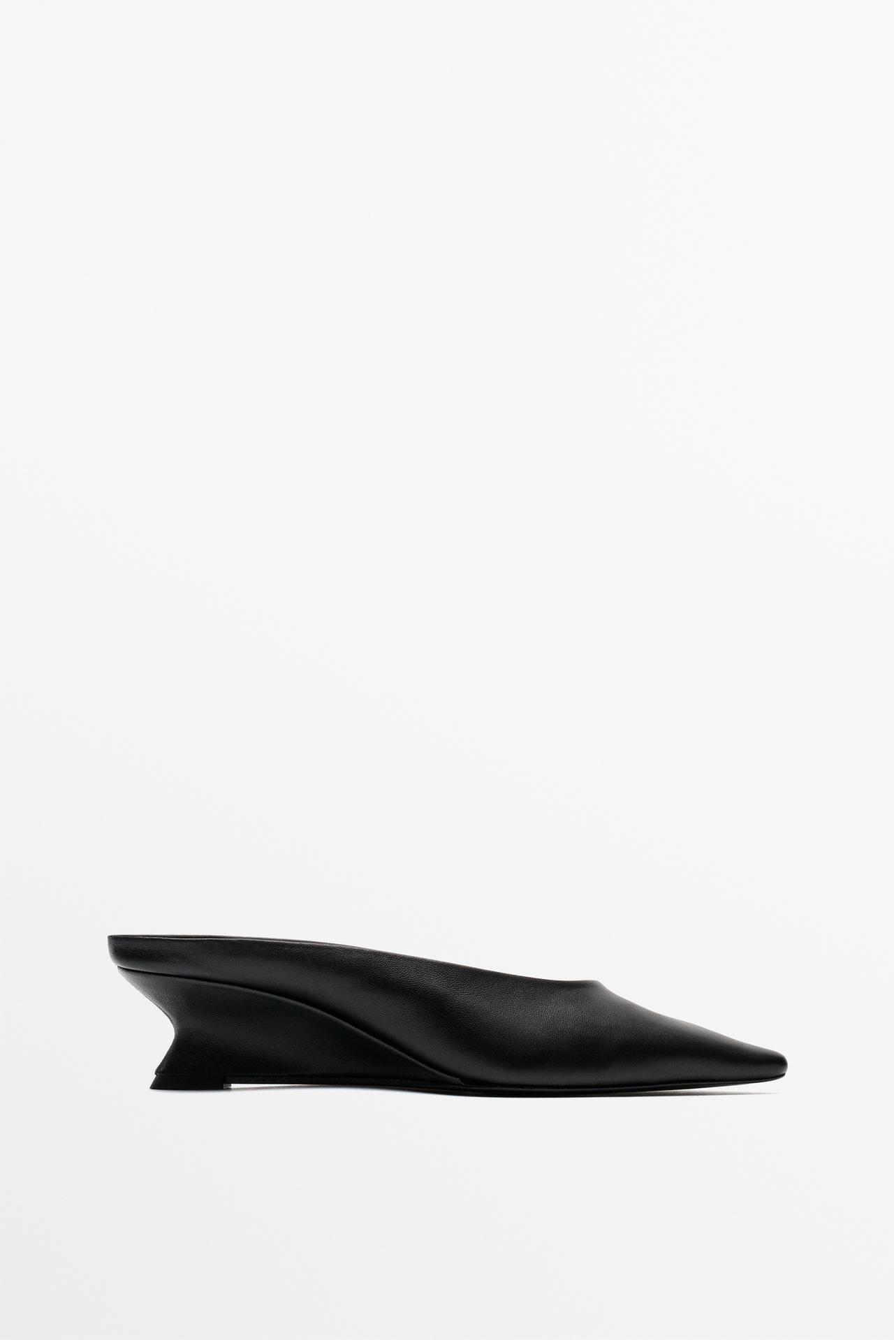 Wedge heel mule shoe — Black