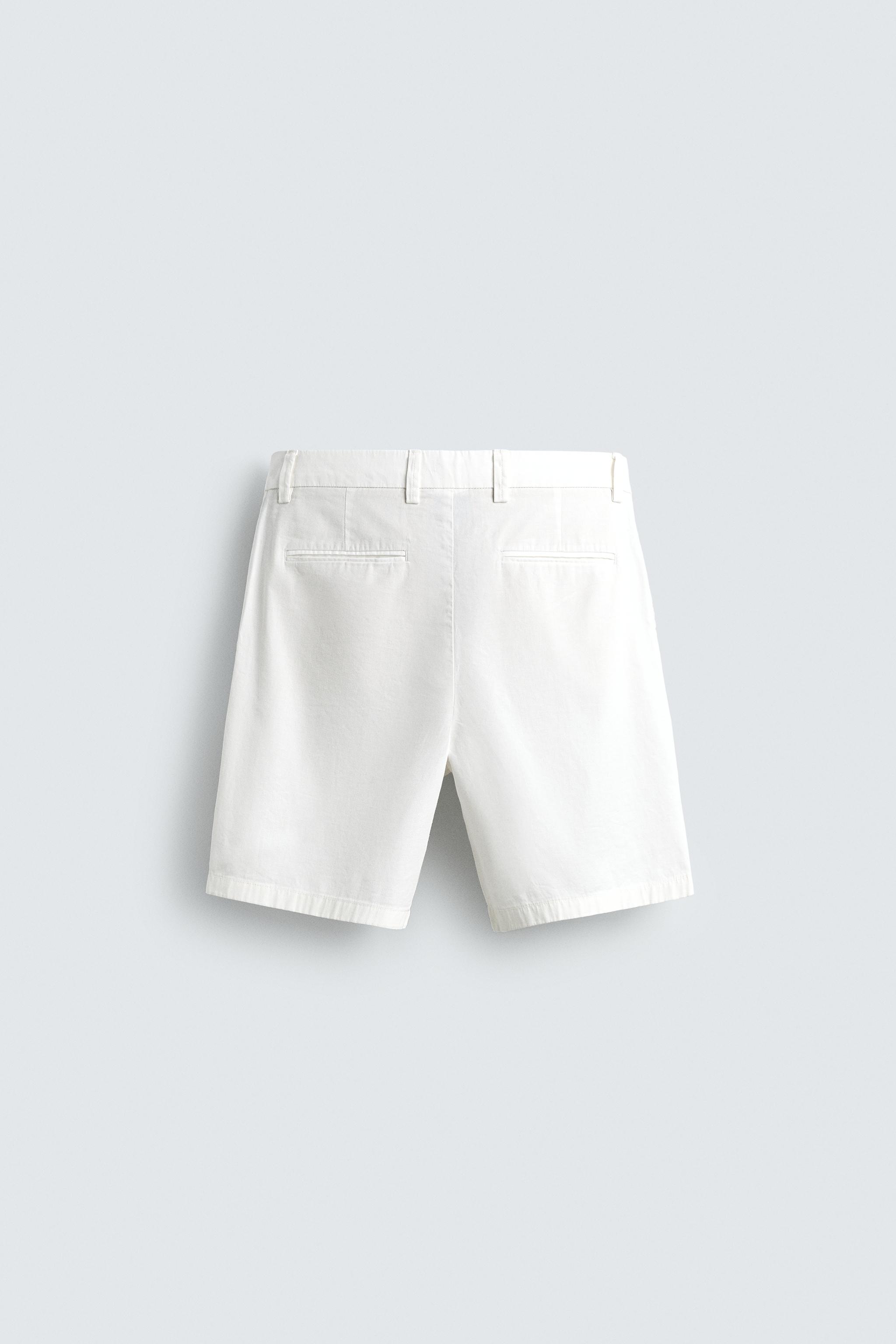 REGULAR FIT PLEATED SHORTS