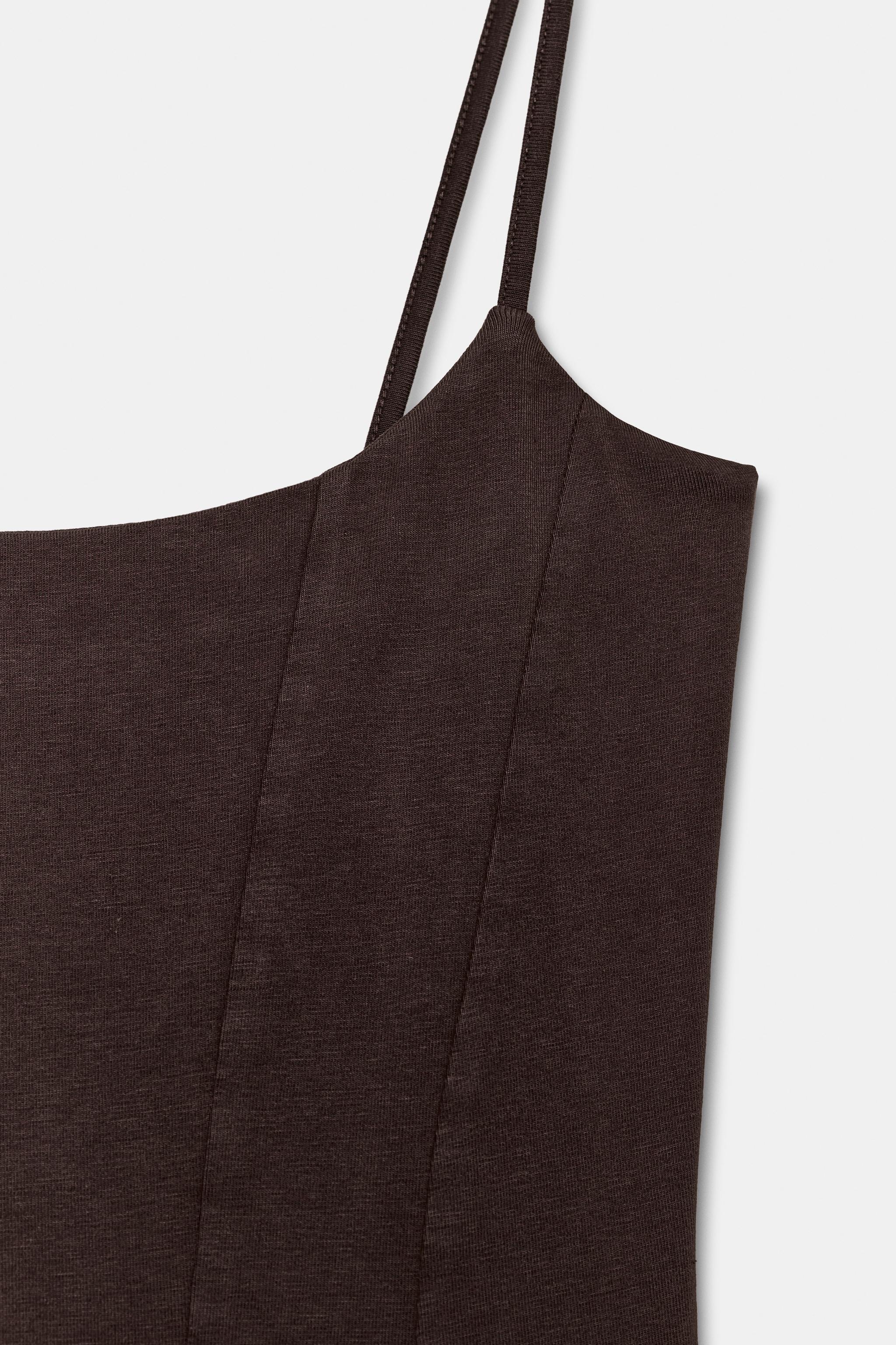 ROBE COURTE JUPE ÉVASÉE
