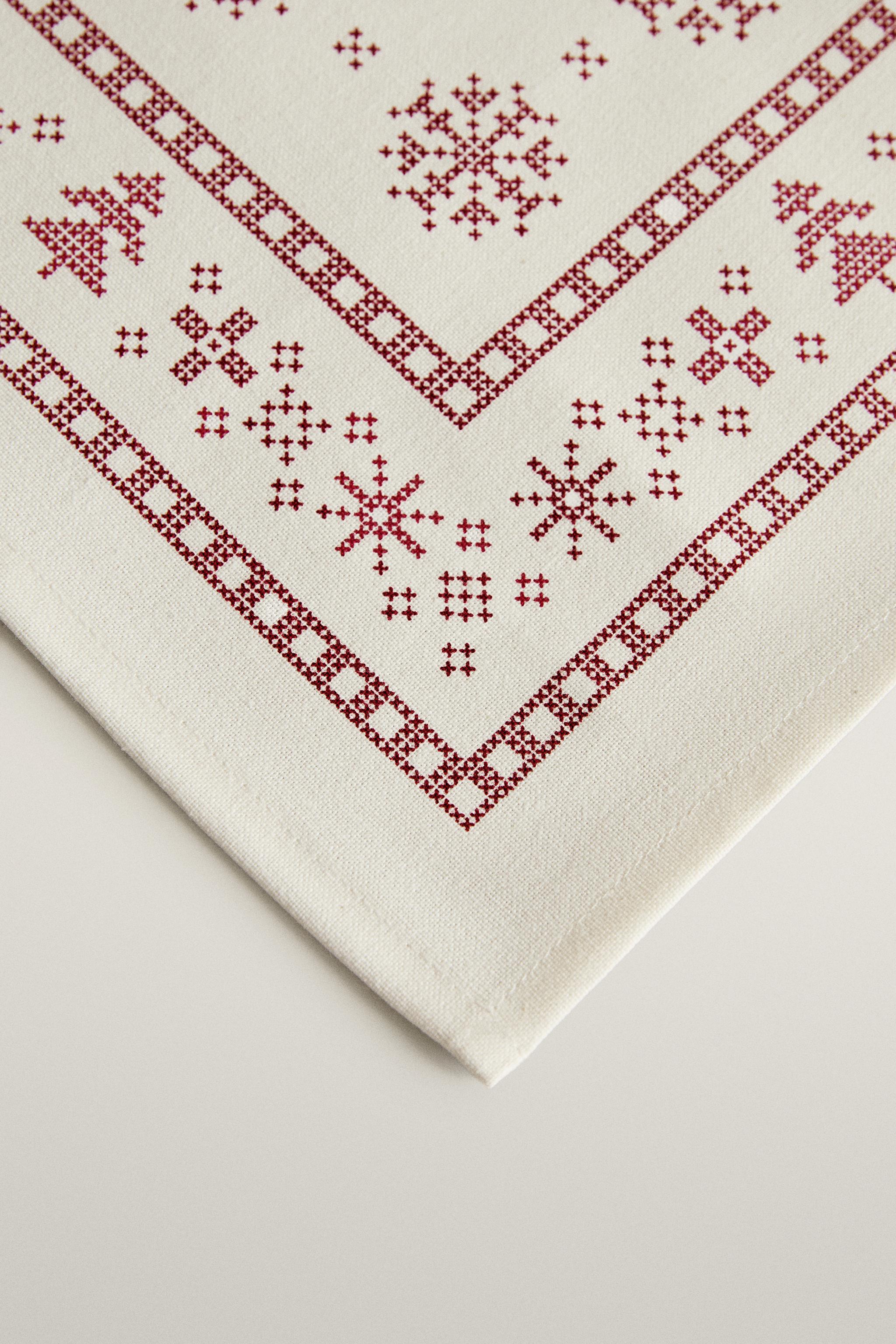 PACK OF CHRISTMAS BORDER PRINT COTTON NAPKINS (PACK OF 2)