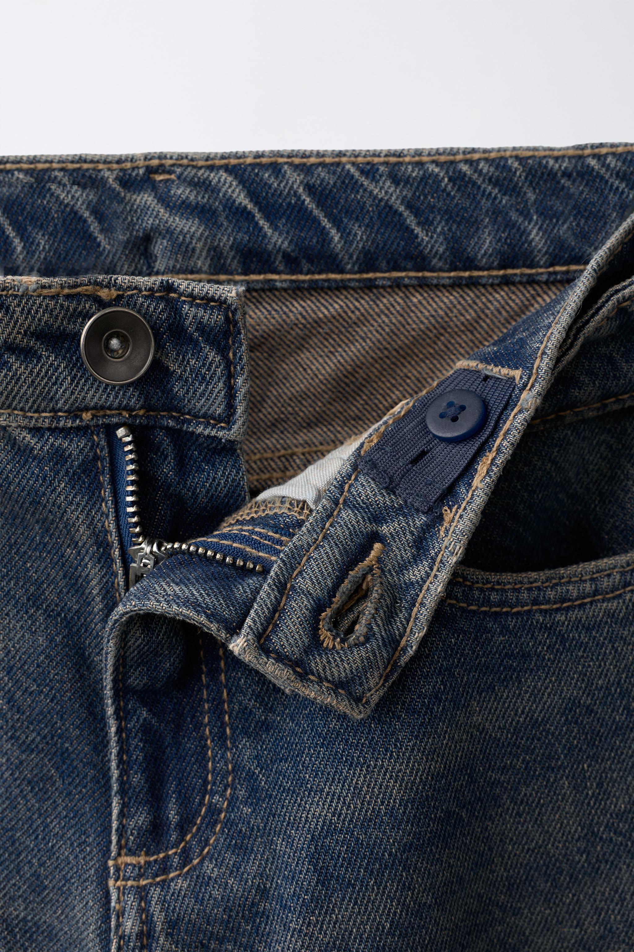 JEAN À JAMBES LARGES AVEC CEINTURE