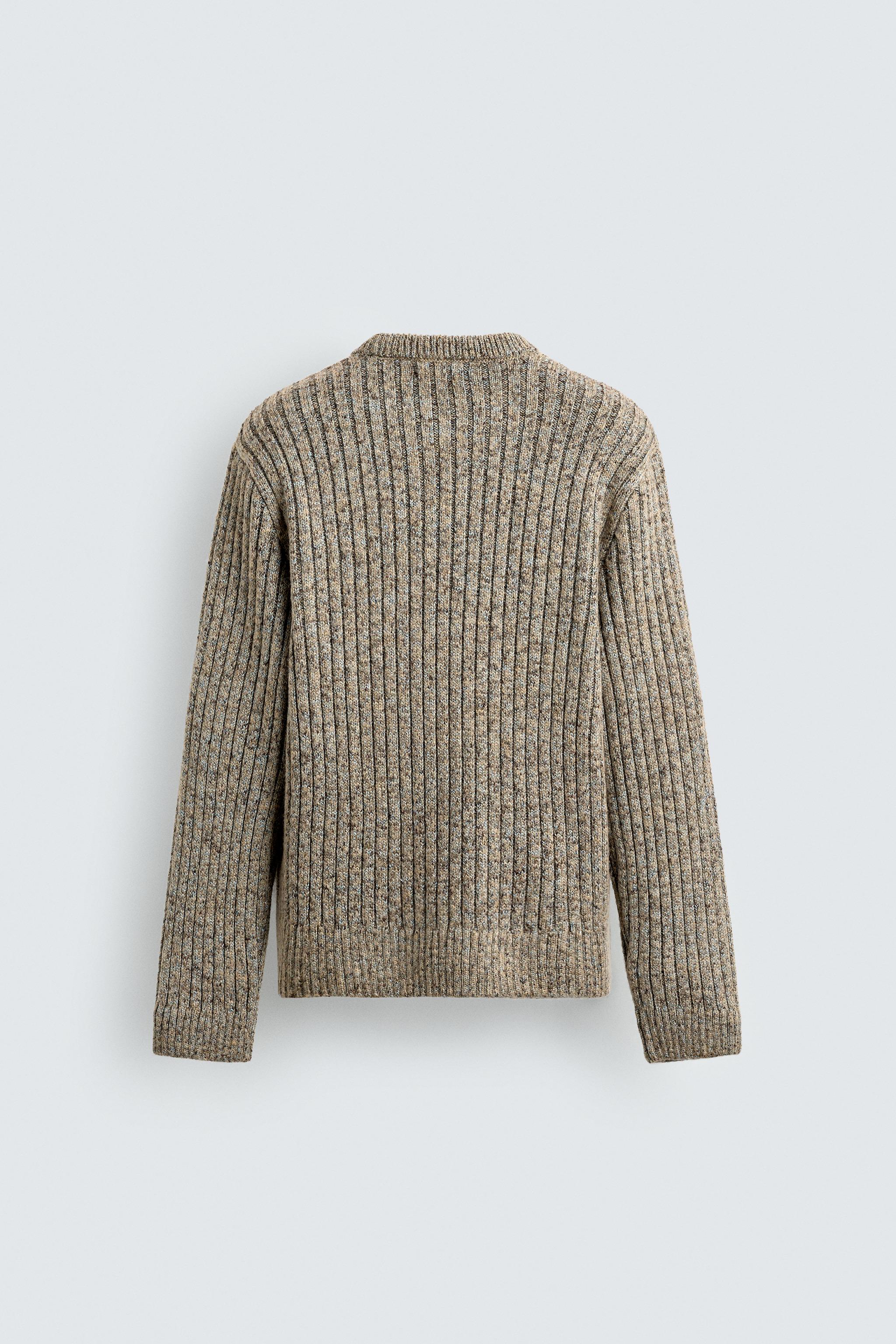 RIBBED TEXTURED JUMPER