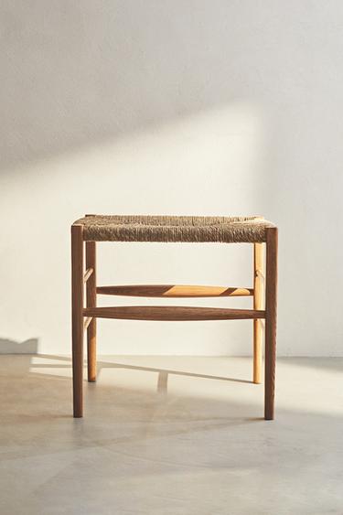 {navn} - {farge} for Zara