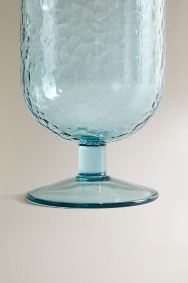 VERRE À PIED ACRYLIQUE MARTELÉ - Bleuté de Zara - Image 3