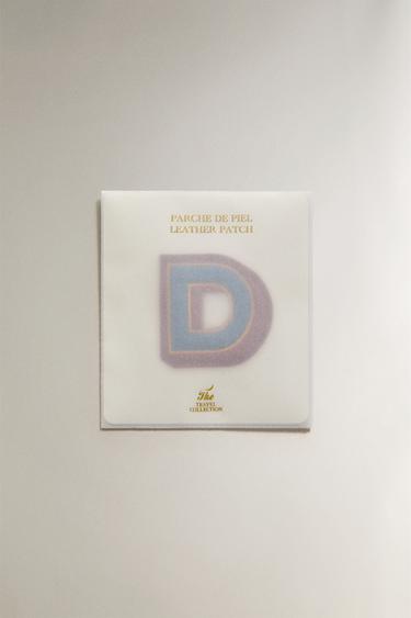 ÉCUSSON EN CUIR LETTRE D - Multicolore de Zara - Image 3