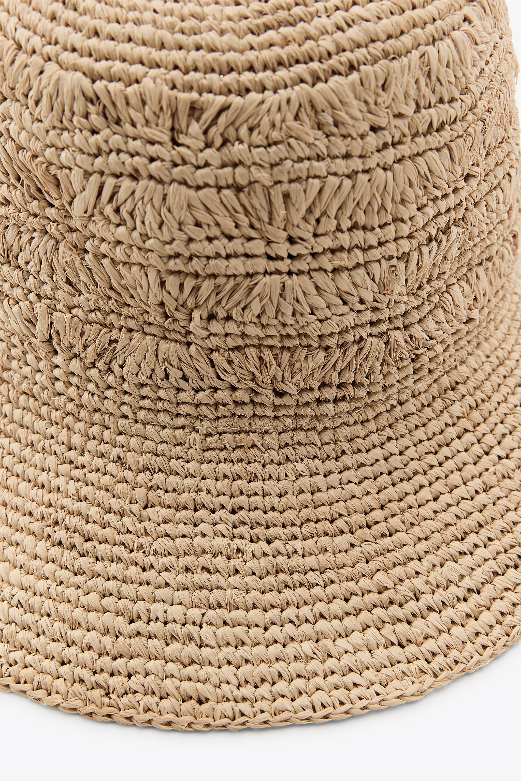 BRAIDED RAFFIA HAT