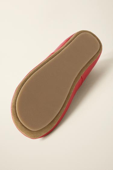 BALLERINES EN CUIR CRÉÉES PAR CARAMEL LONDON X ZARA - Rouge de Zara - Image 9