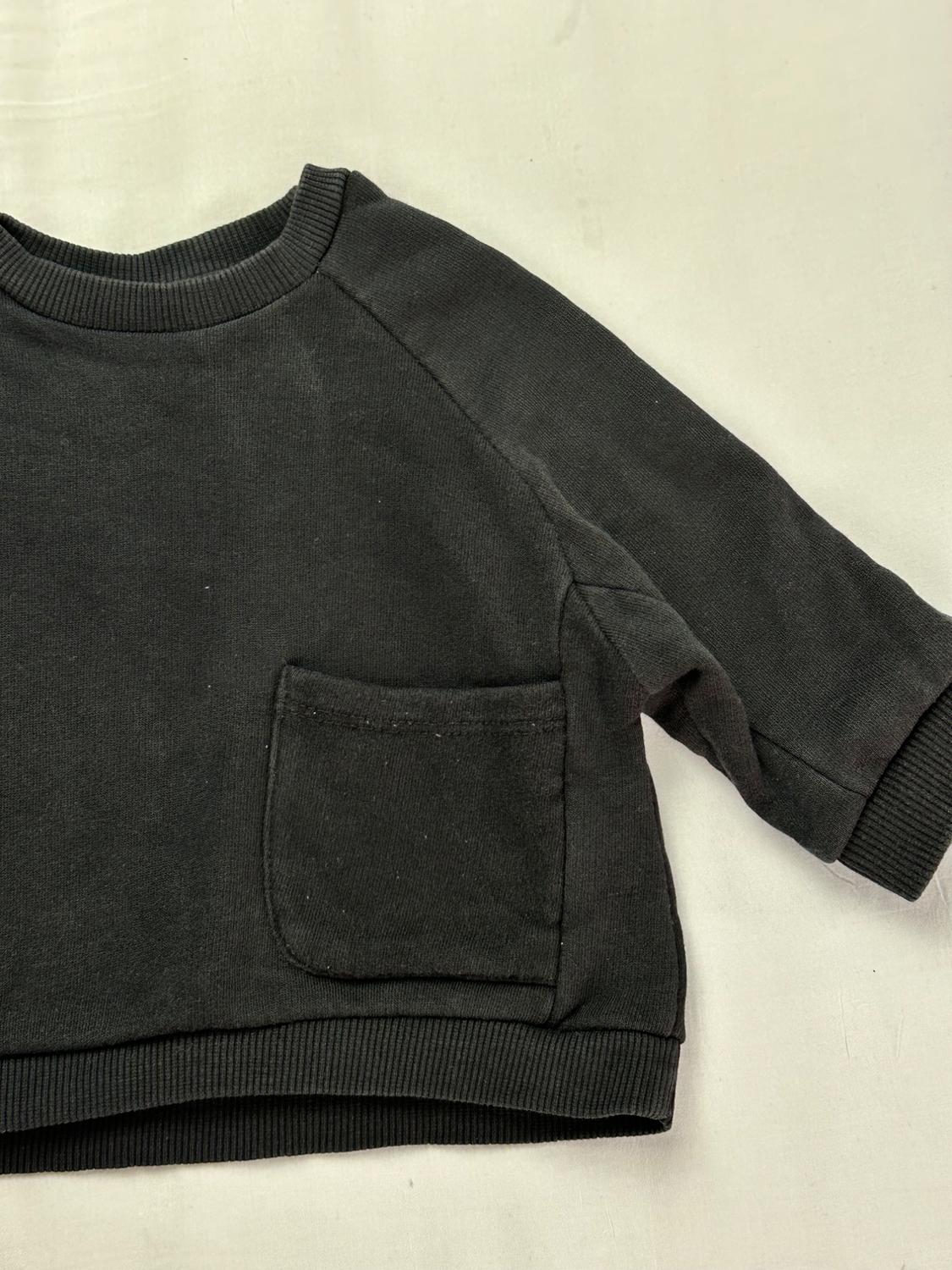 SWEATER WITH FRONT POCKET DETAIL. - Image 2