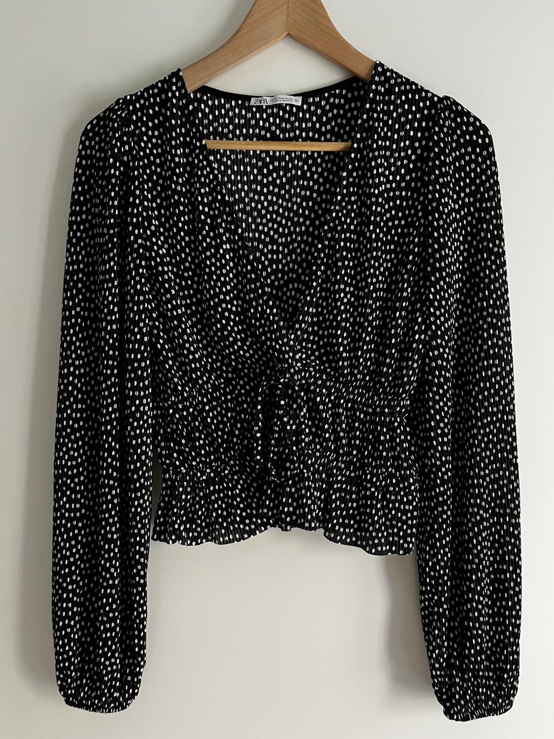 PLEATED T-SHIRT