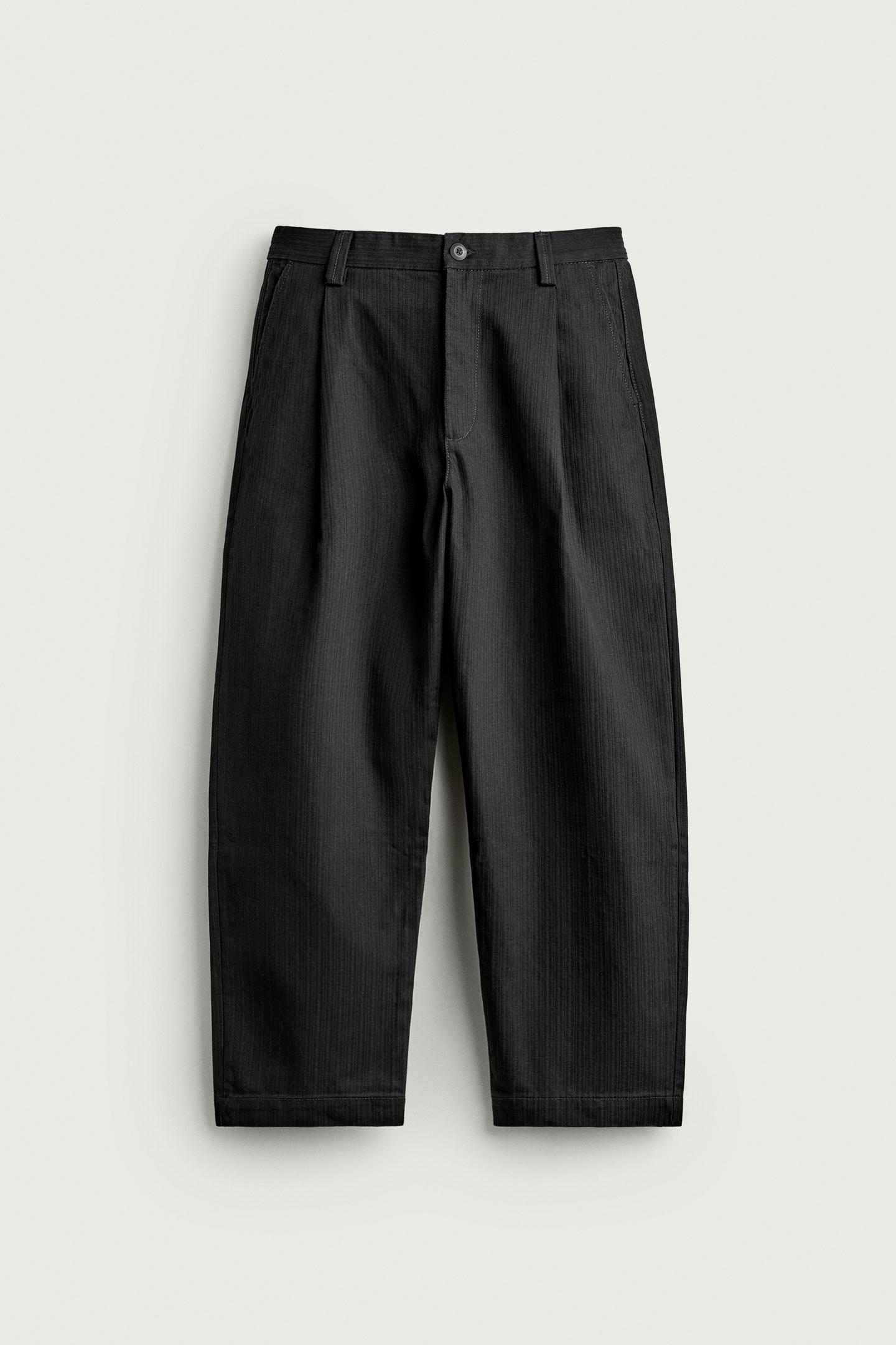 Мужские брюки Zara Relaxed Fit Pleated Chino, цвет: Чёрный — фото 7