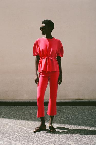 PANTALLONA FLARE TË THURURA - Koral/E kuqe nga Zara