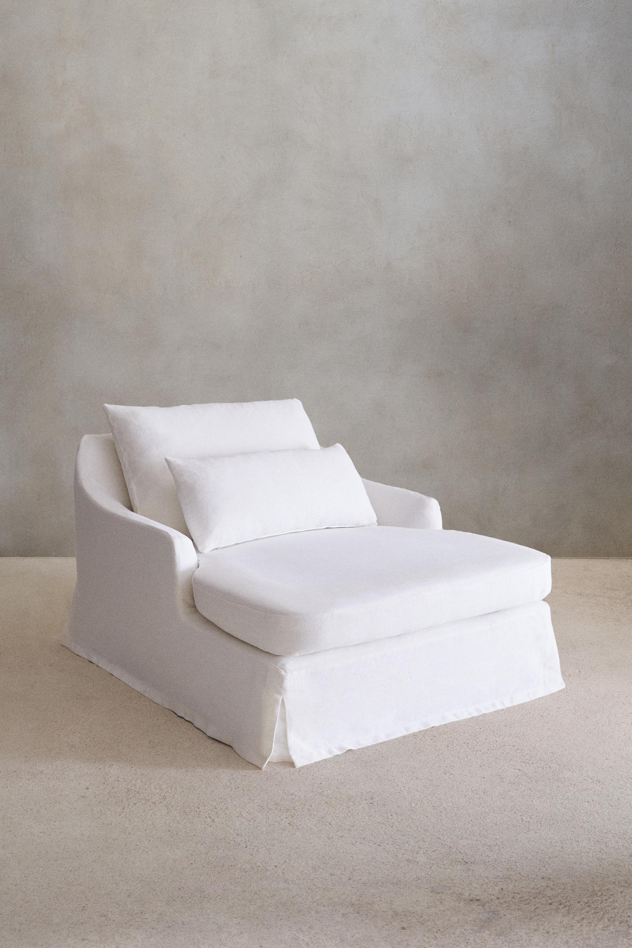 LOVESEAT 01 — Ecru