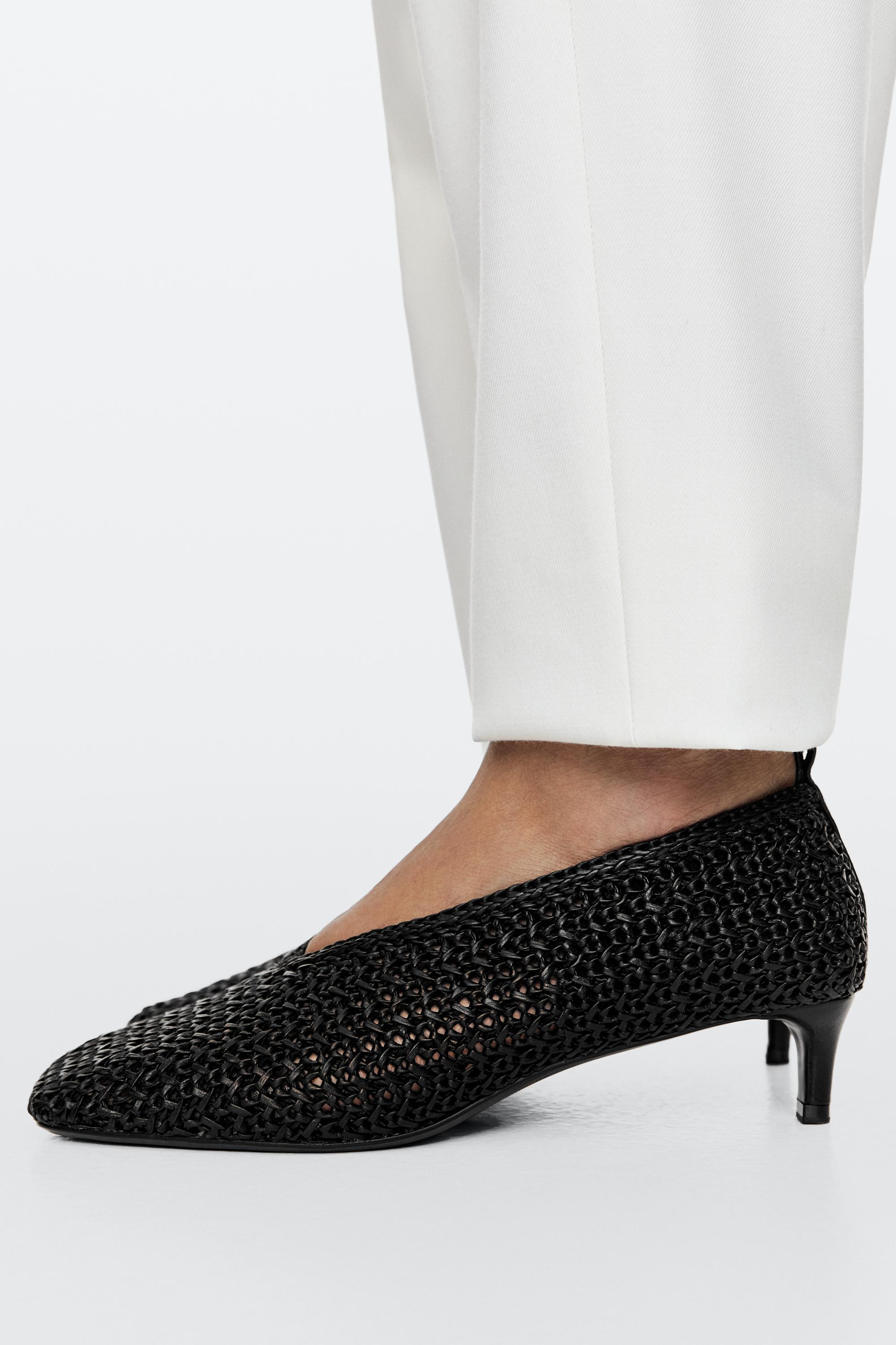 Braided leather heel shoes