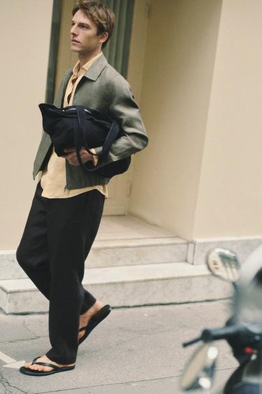 LOOK - Amarillo medio de Zara