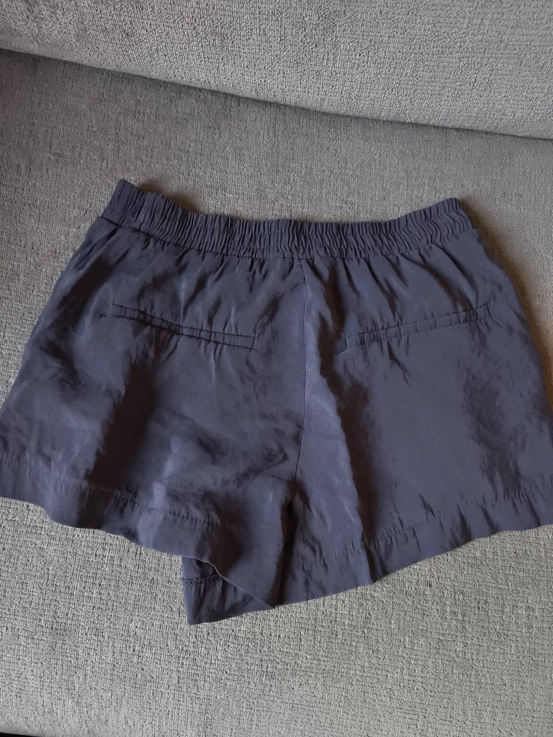 FLOWING MINI SHORTS - Image 4