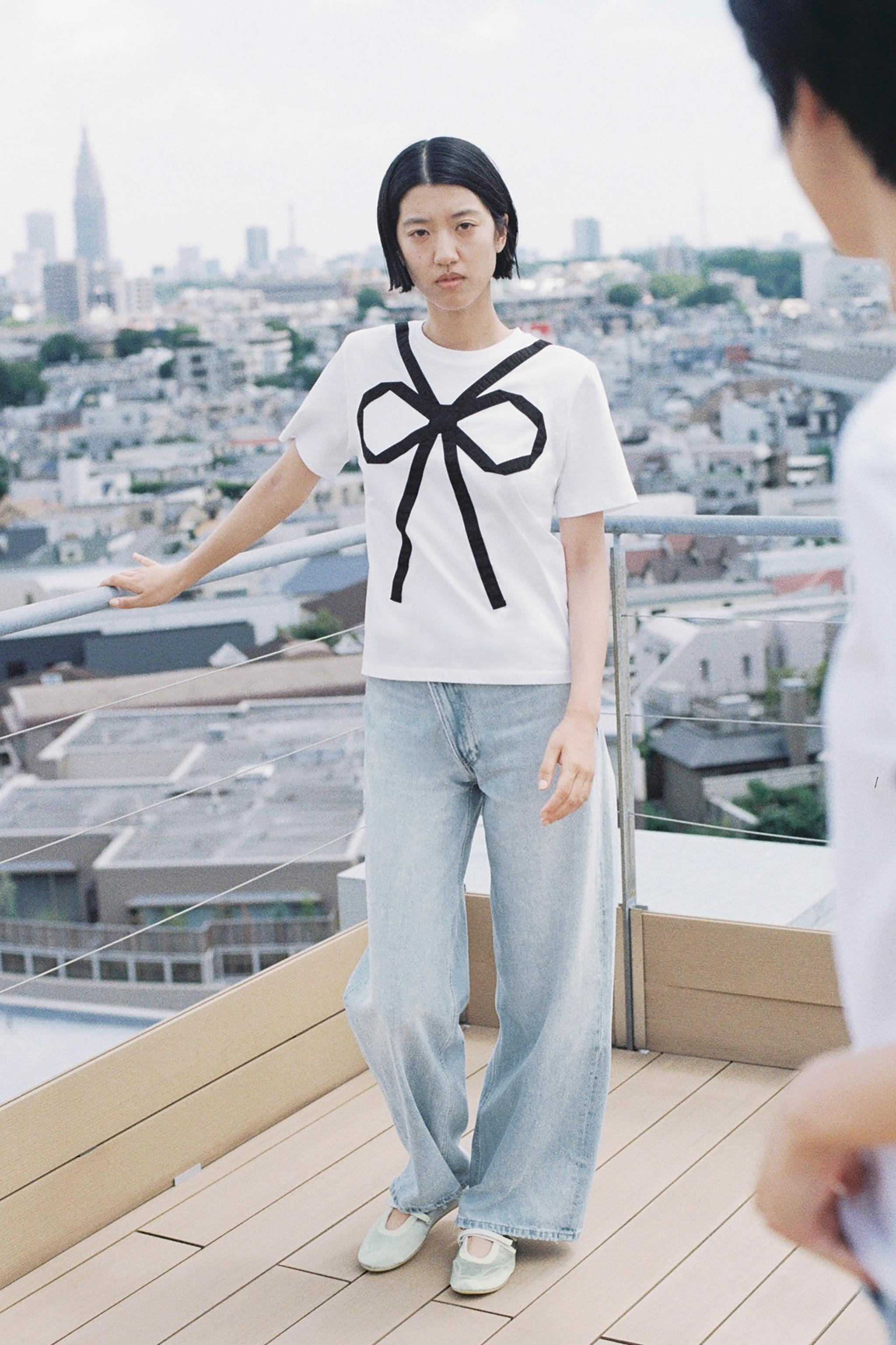ZARA｜リラックスハイウエストジーンズ リボンラインストーン付 リラックス オーバーサイズ ラインストーン ハイウエスト