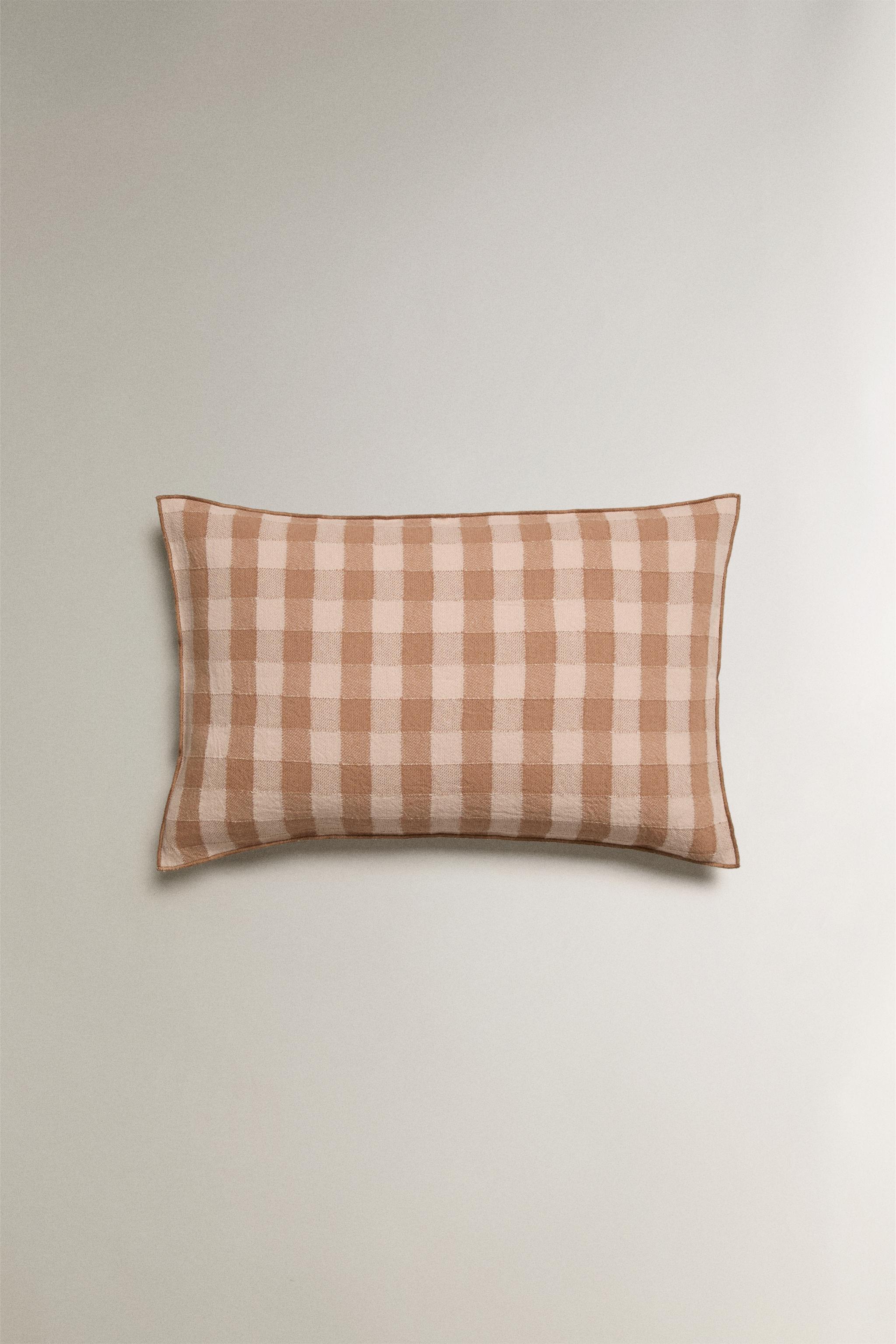 GINGHAM THROW PILLOW COVER