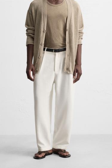 RELAXED FIT PLEATED TROUSERS - Ecru de Zara - Image 1