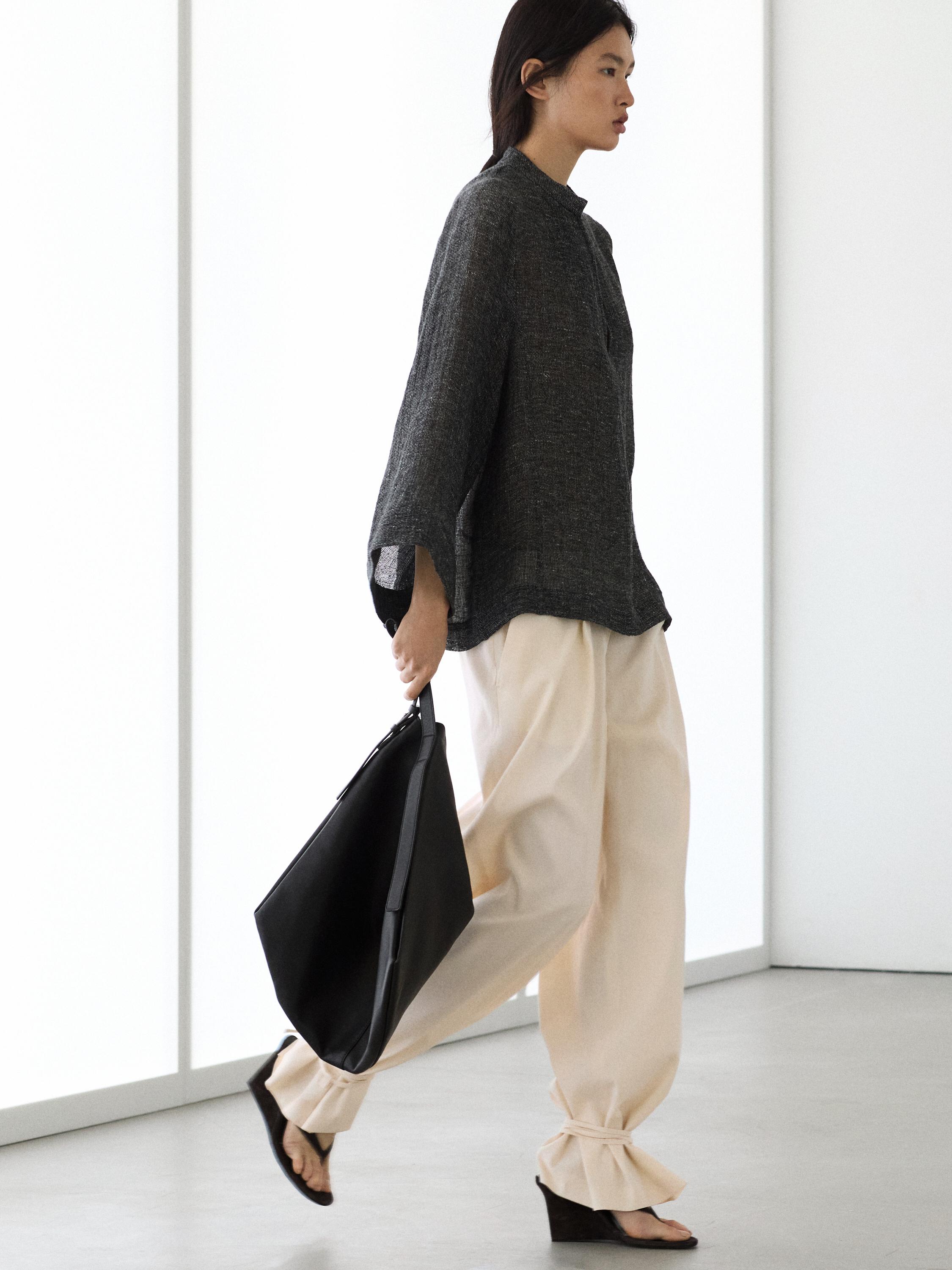 Total look melange linen blouse
