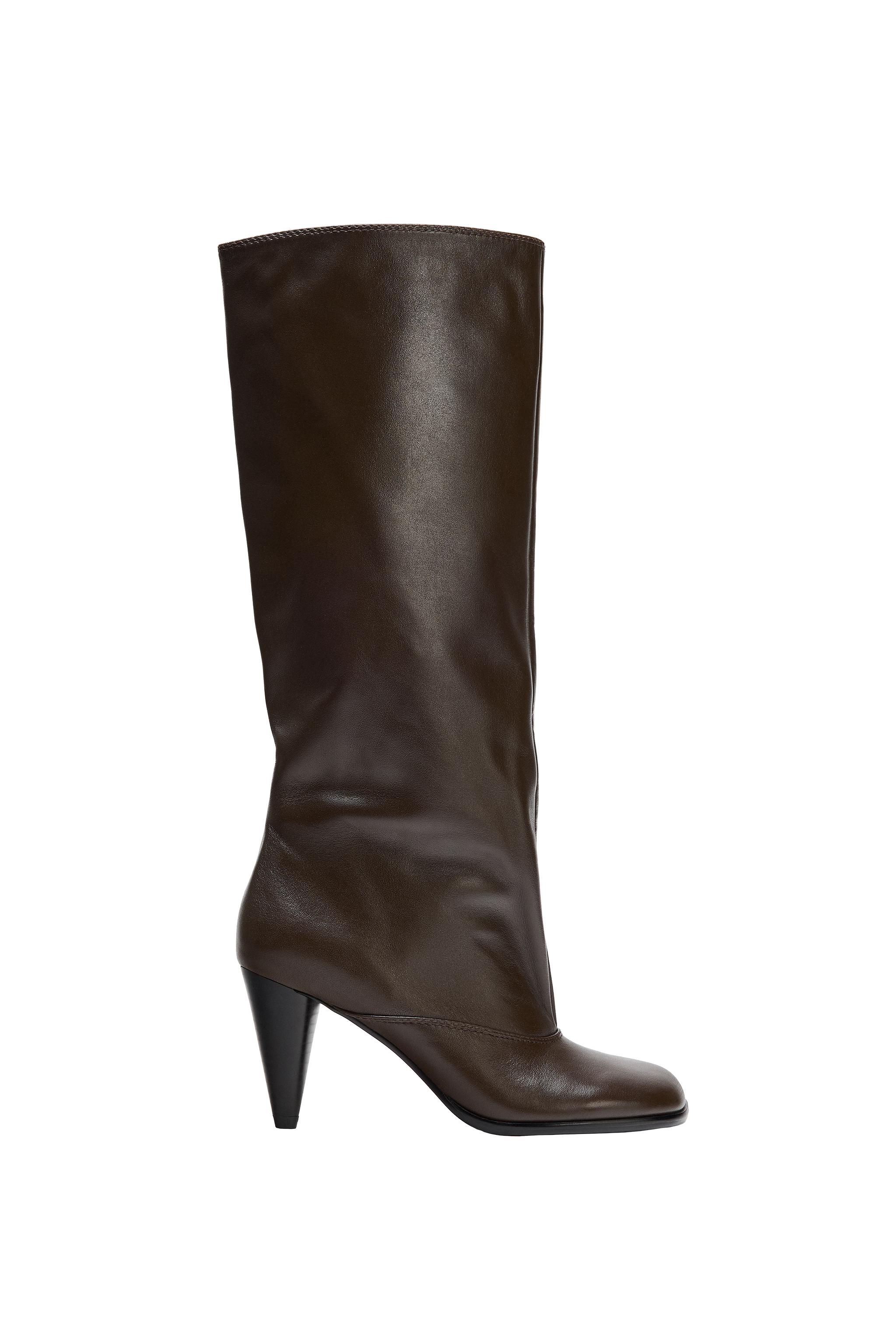 BOTA TACÓN PIEL