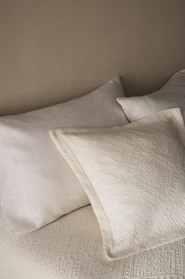 Zara GEOMETRIC PATTERN THROW PILLOW COVER - Ecru