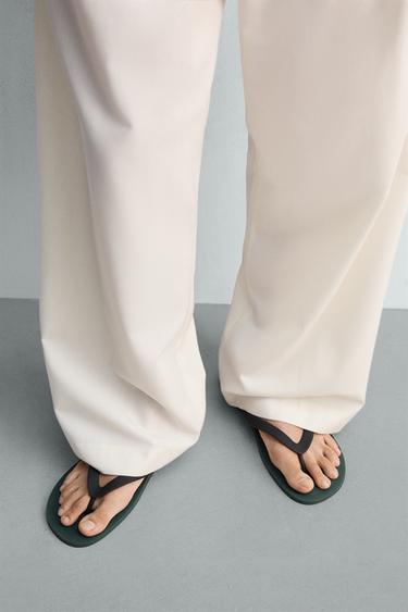 SANDALIA TIRAS - Verde de Zara