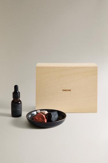 ENSEMBLE PIERRES ET HUILE ESSENTIELLE IMITATION VELOURS CUIR - Marron de Zara - Image 0