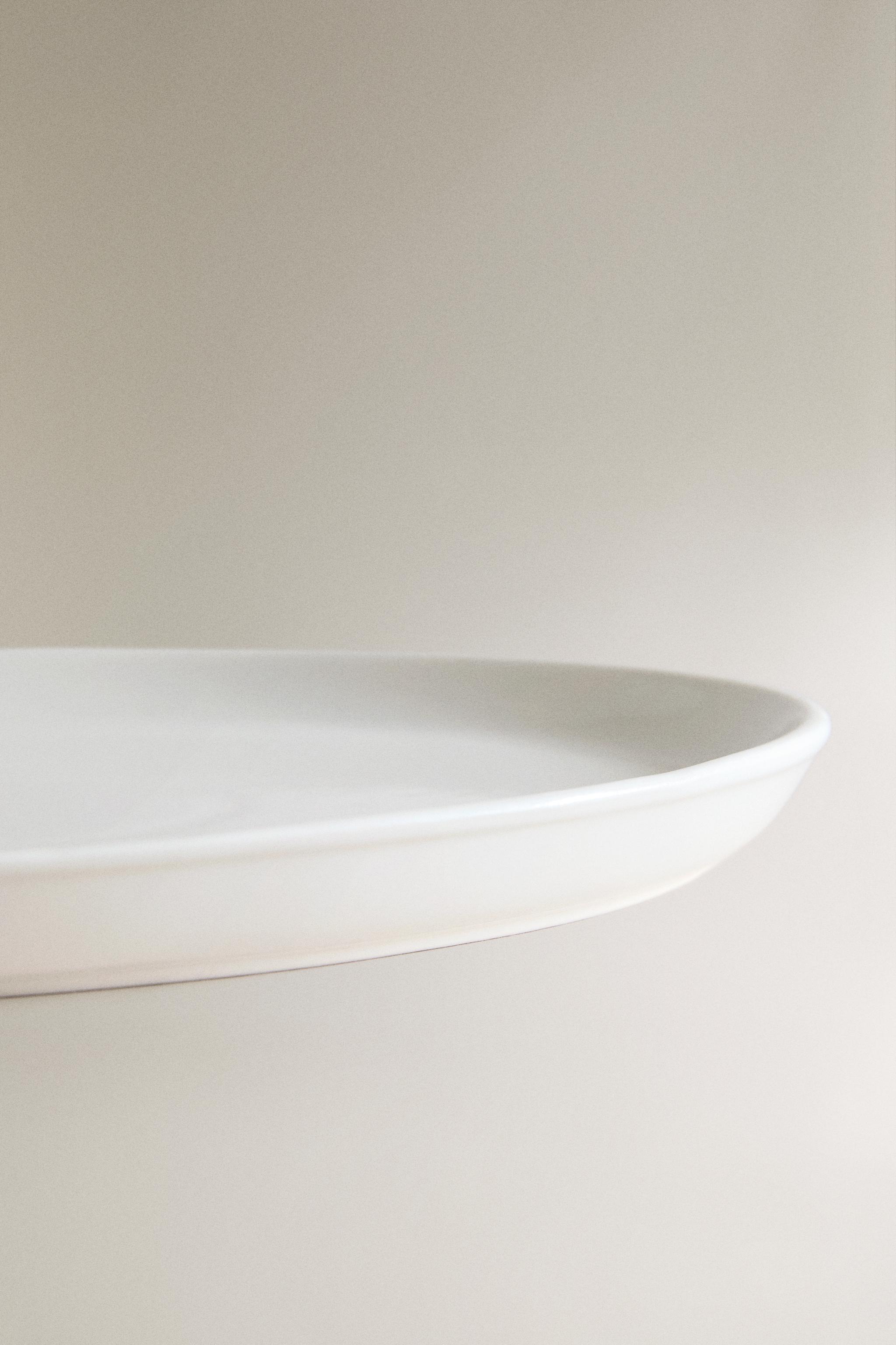 OVAL CERAMIC BATHROOM TRAY