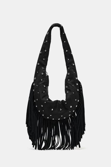 BOLSO OVALADO FLECOS TACHAS - Negro de Zara