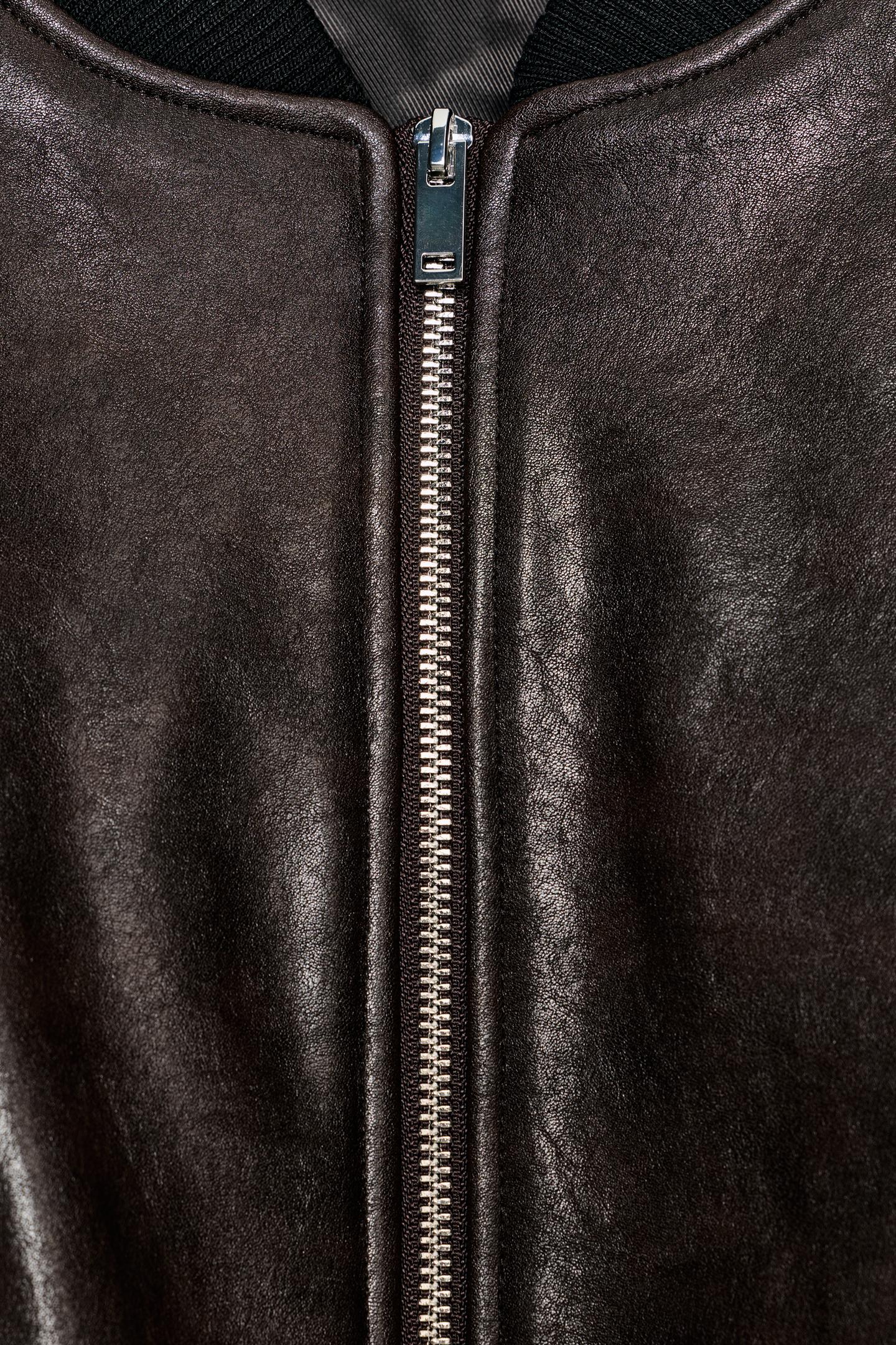 Женская куртка Zara Faux Leather-Effect Bomber, цвет: Коричневый — фото 8