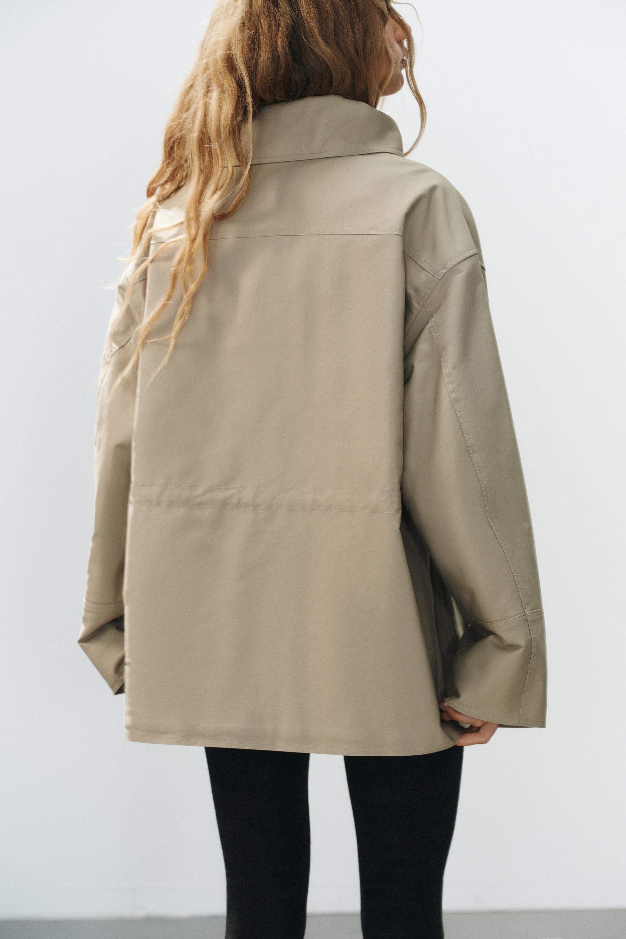 HIGH-NECK POCKET JACKET