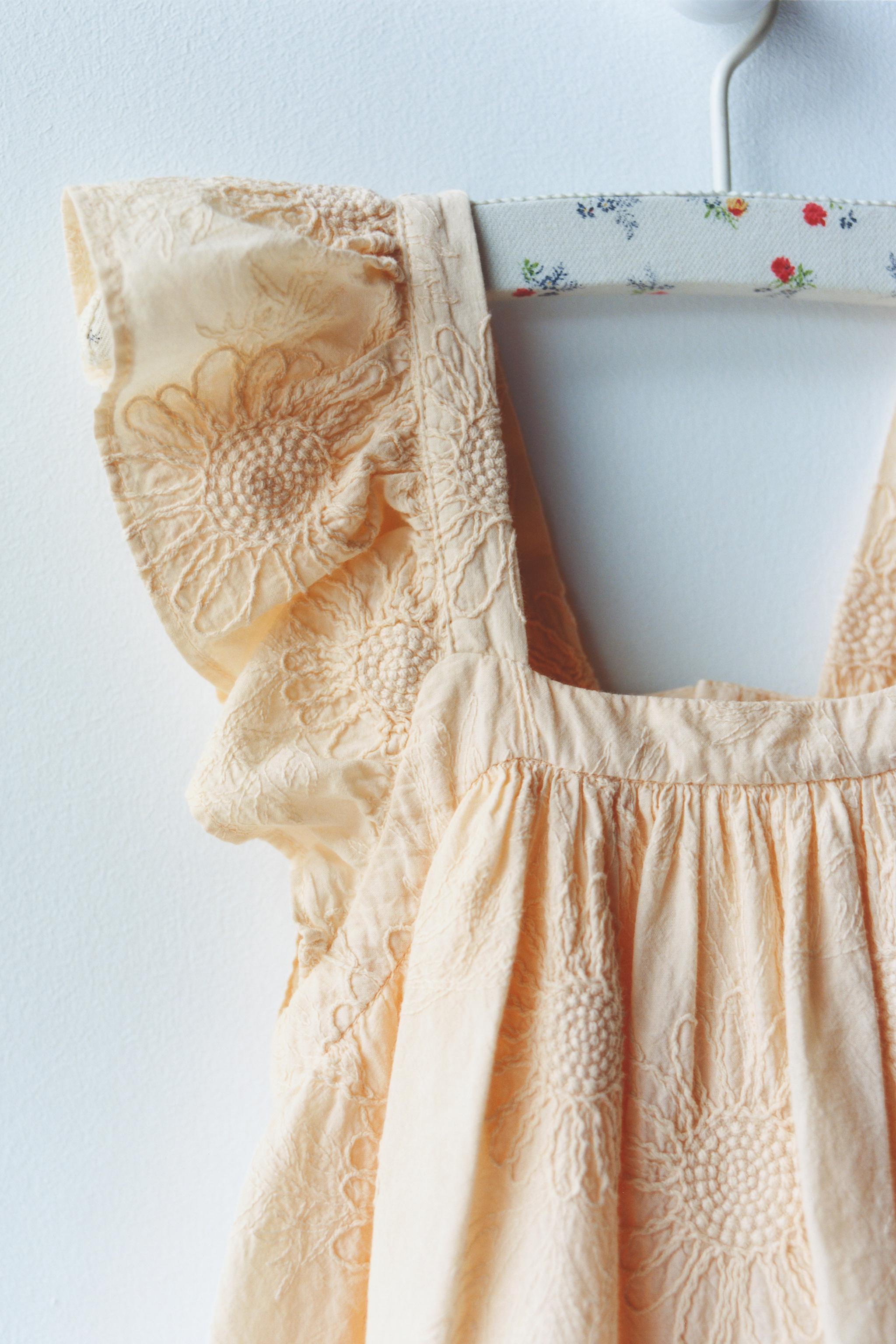 ROBE BRODÉE FLEURS