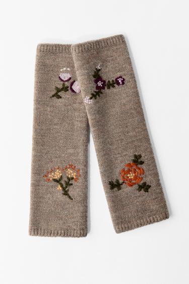 Zara FLORAL EMBROIDERED KNIT MITTENS - taupe brown