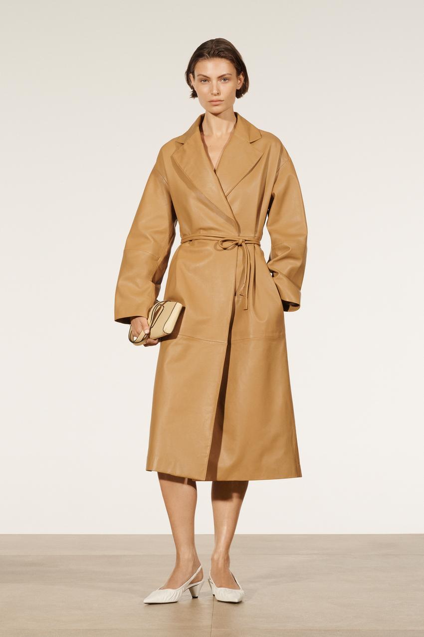 Los 4 vestidos, 4 abrigos y 4 botas de las Rebajas 2020 de Zara