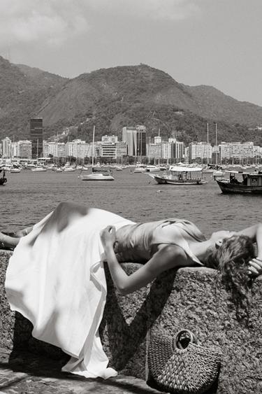 LOOK - Bubble gum by Zara