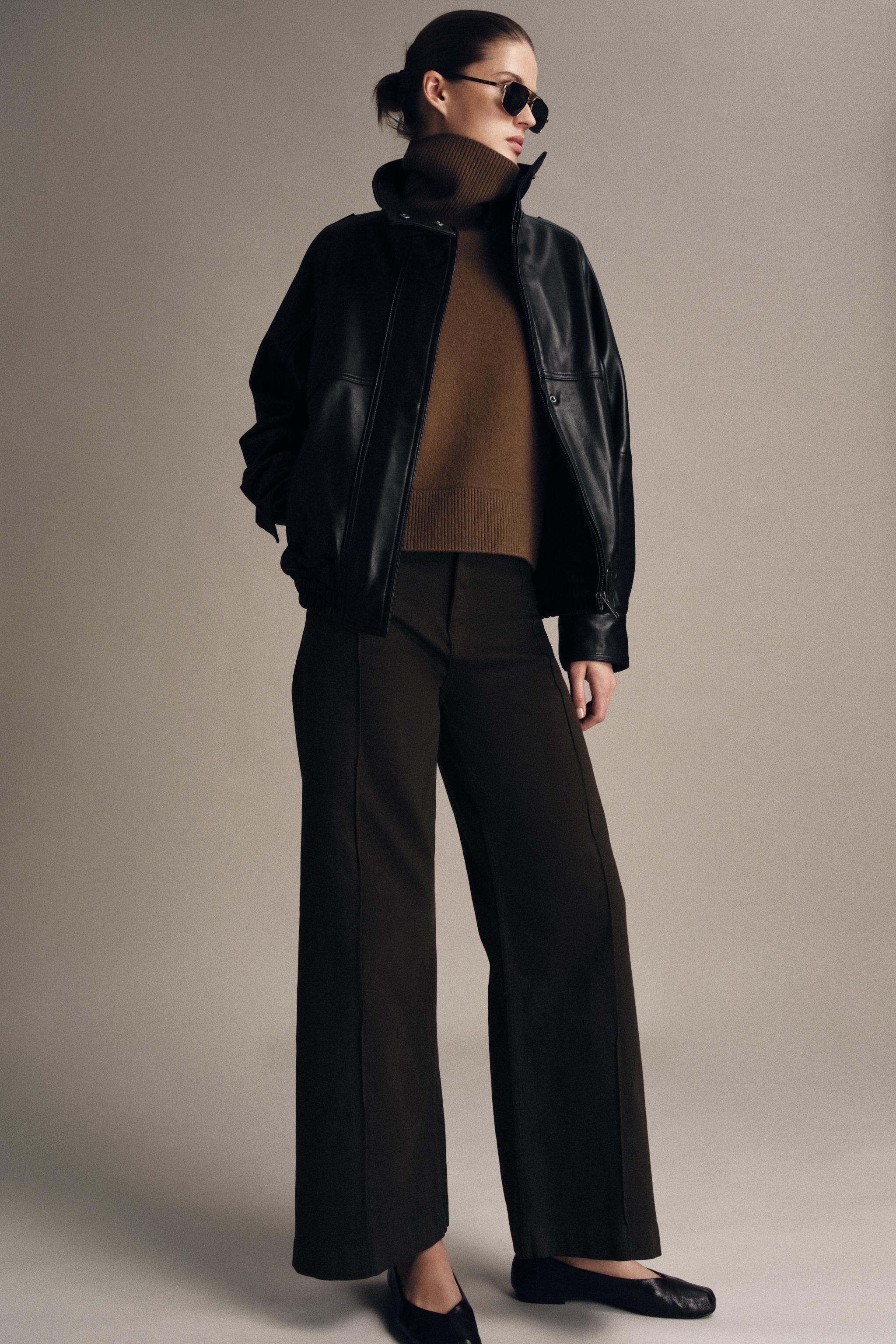 95% WOOL HIGH COLLAR JUMPER