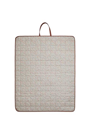 {navn} - {farge} for Zara