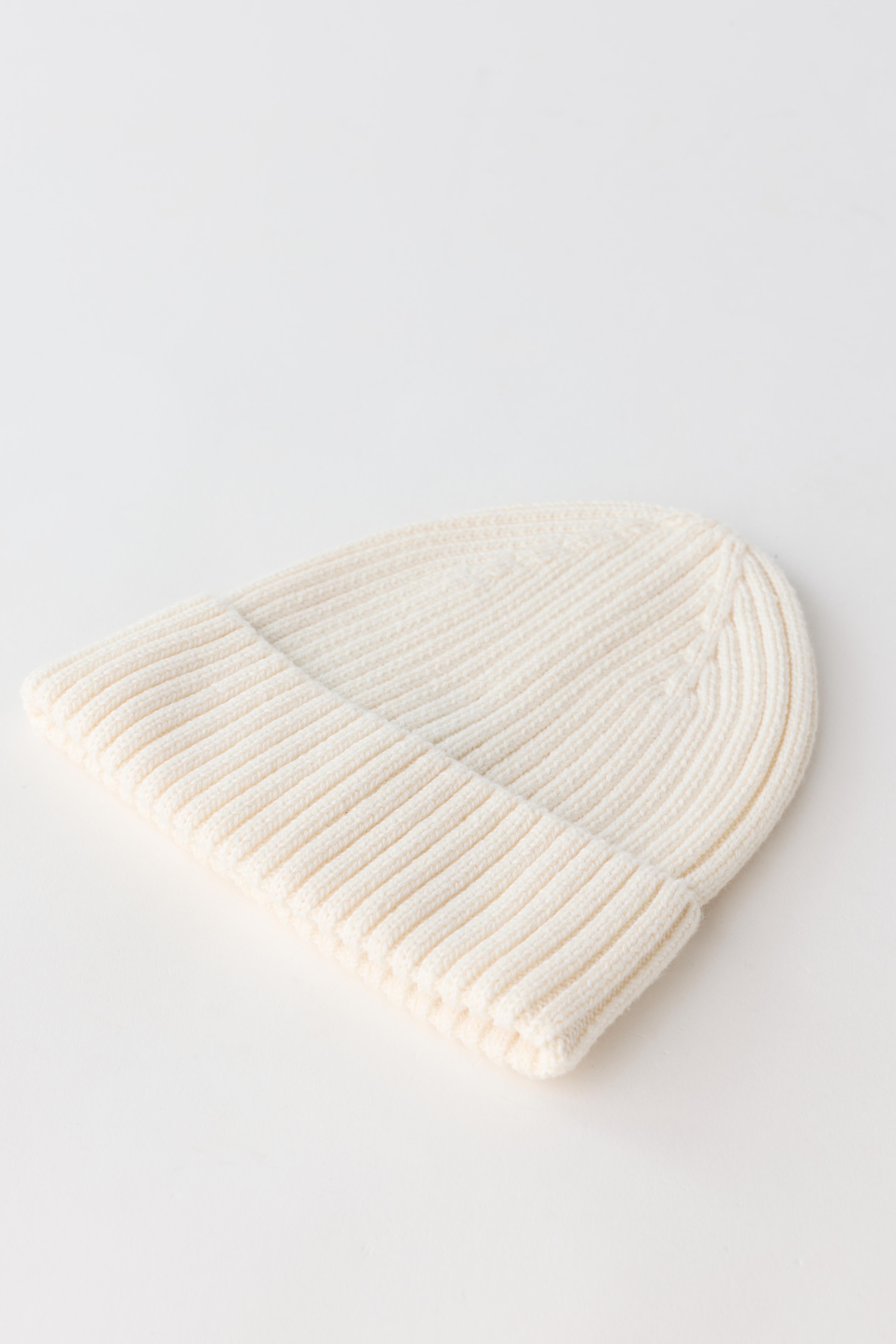 KNIT HAT — Ecru