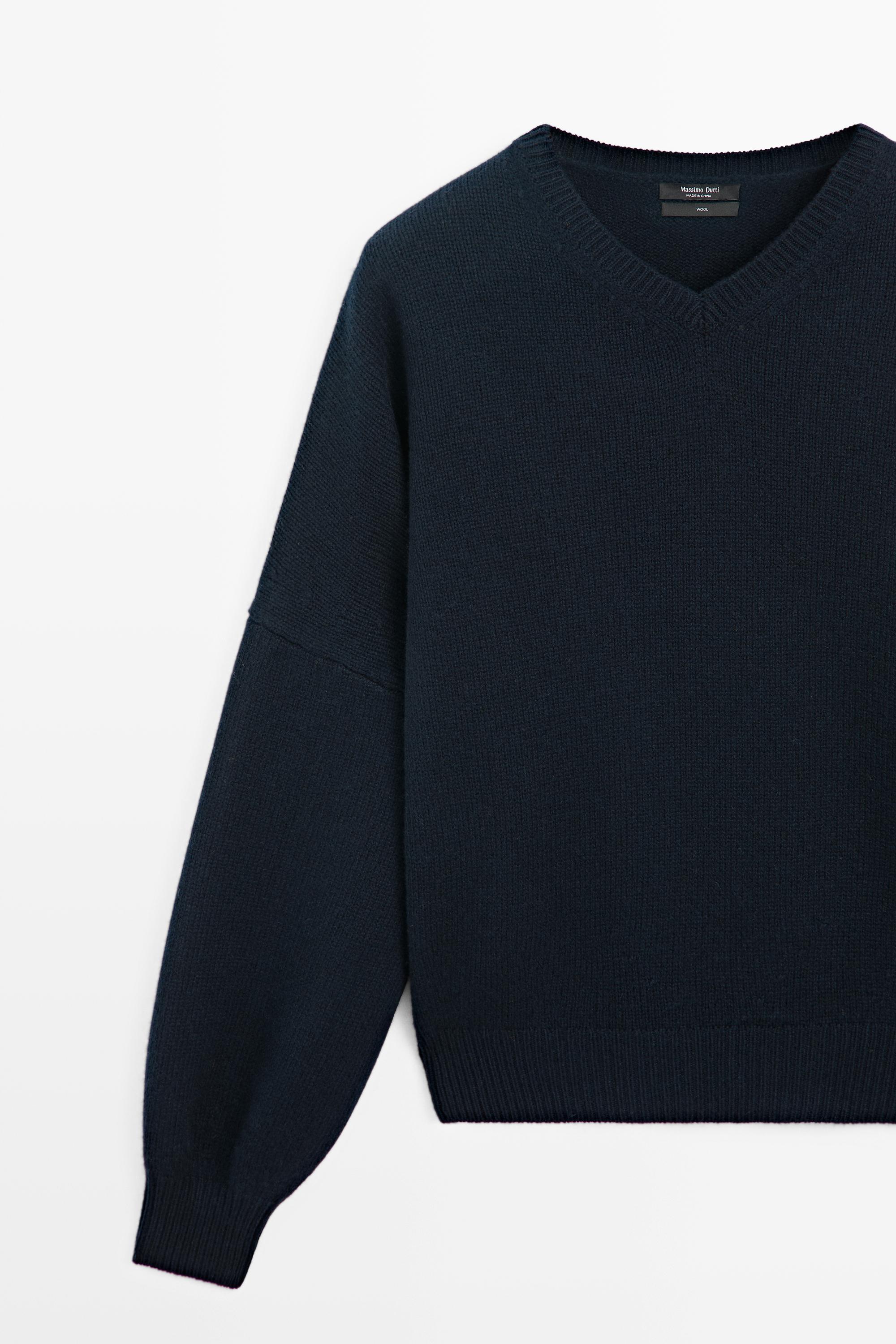 100% wool oversize knit sweater