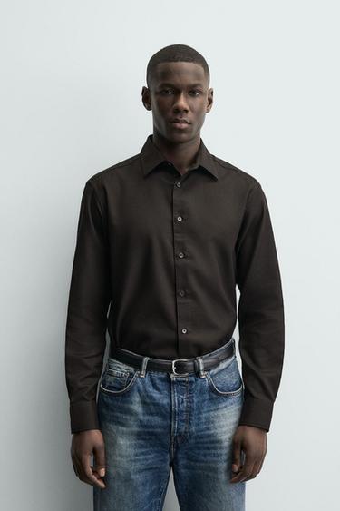 CAMISA ESTRUCTURA EASY CARE - Marrón de Zara