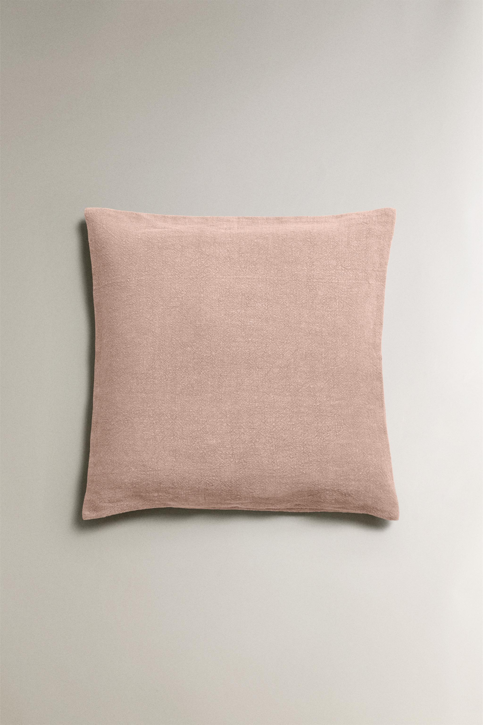 ZARA  リネンオフホワイトクッション x 2 - 45 x 45 マイクロファイバー クッションフィリング - ホワイト | ZARA Japan / 日本