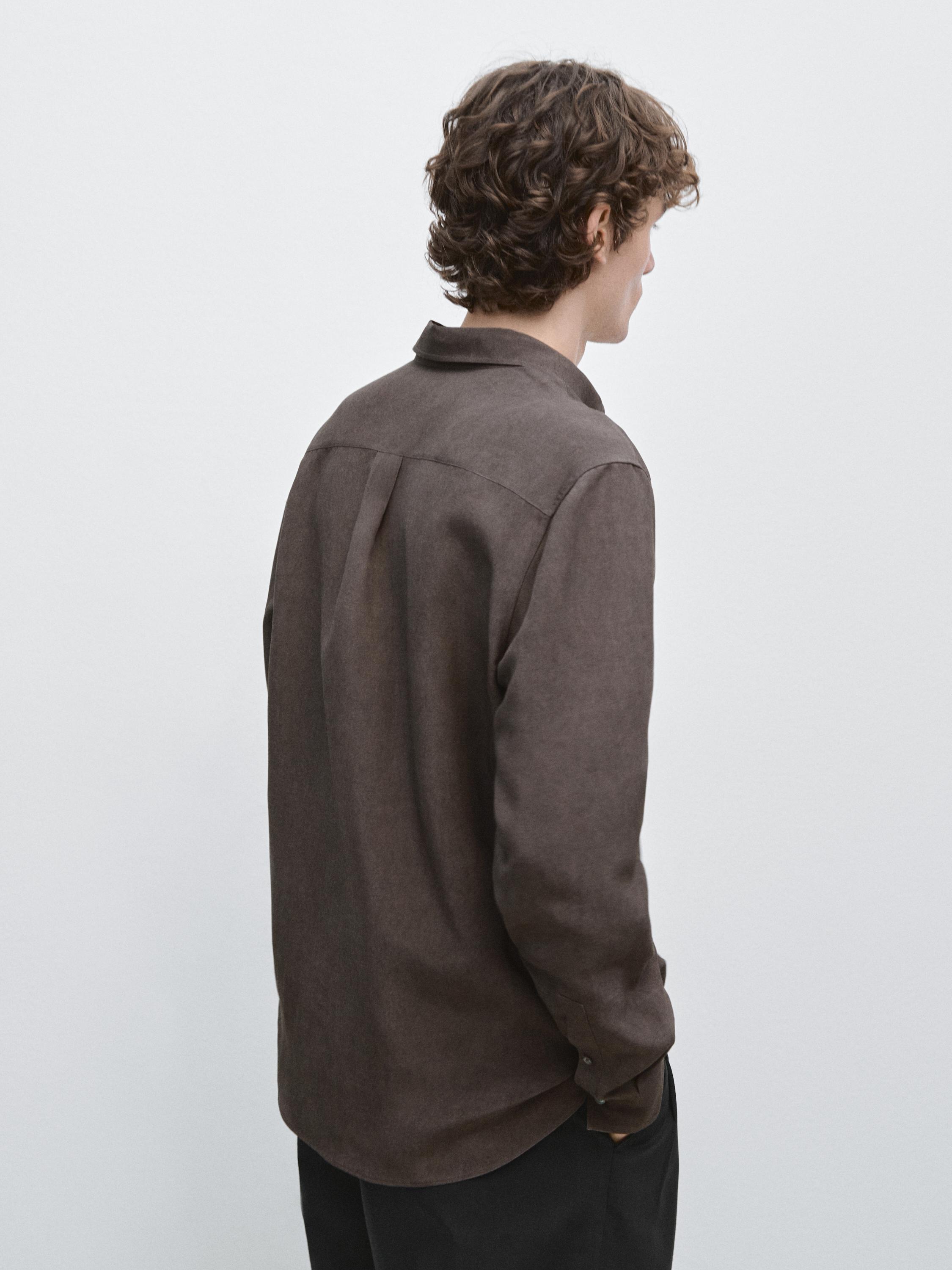 Chemise fluide regular fit à poche