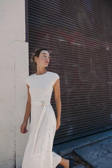 ROBE JACQUARD CEINTURE - Écru de Zara - Image 2
