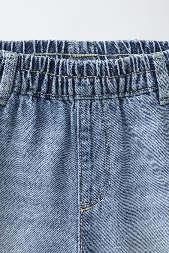 BERMUDA EN JEAN CARGO AVEC PIÈCE - Bleu clair de Zara - Image 2