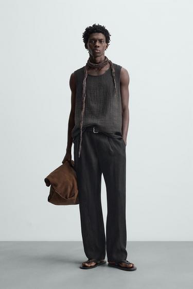 TOP TANK EFECTO ARRUGADO - Negro de Zara