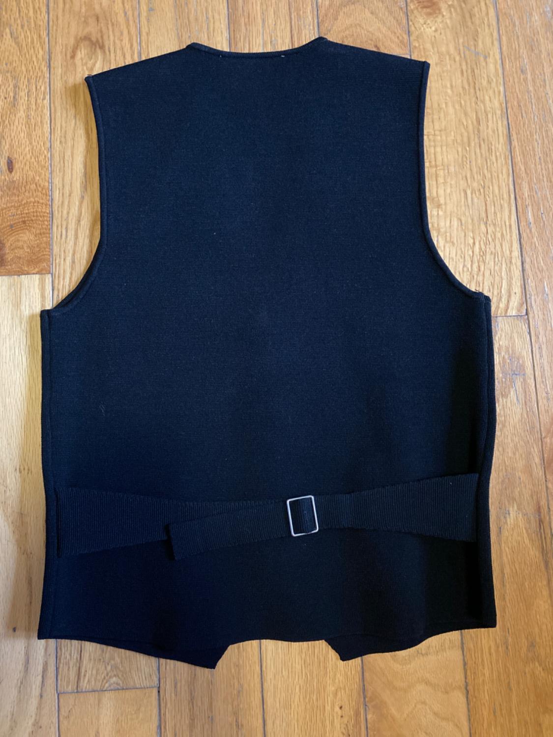 TAILORED KNIT VEST - Image 2