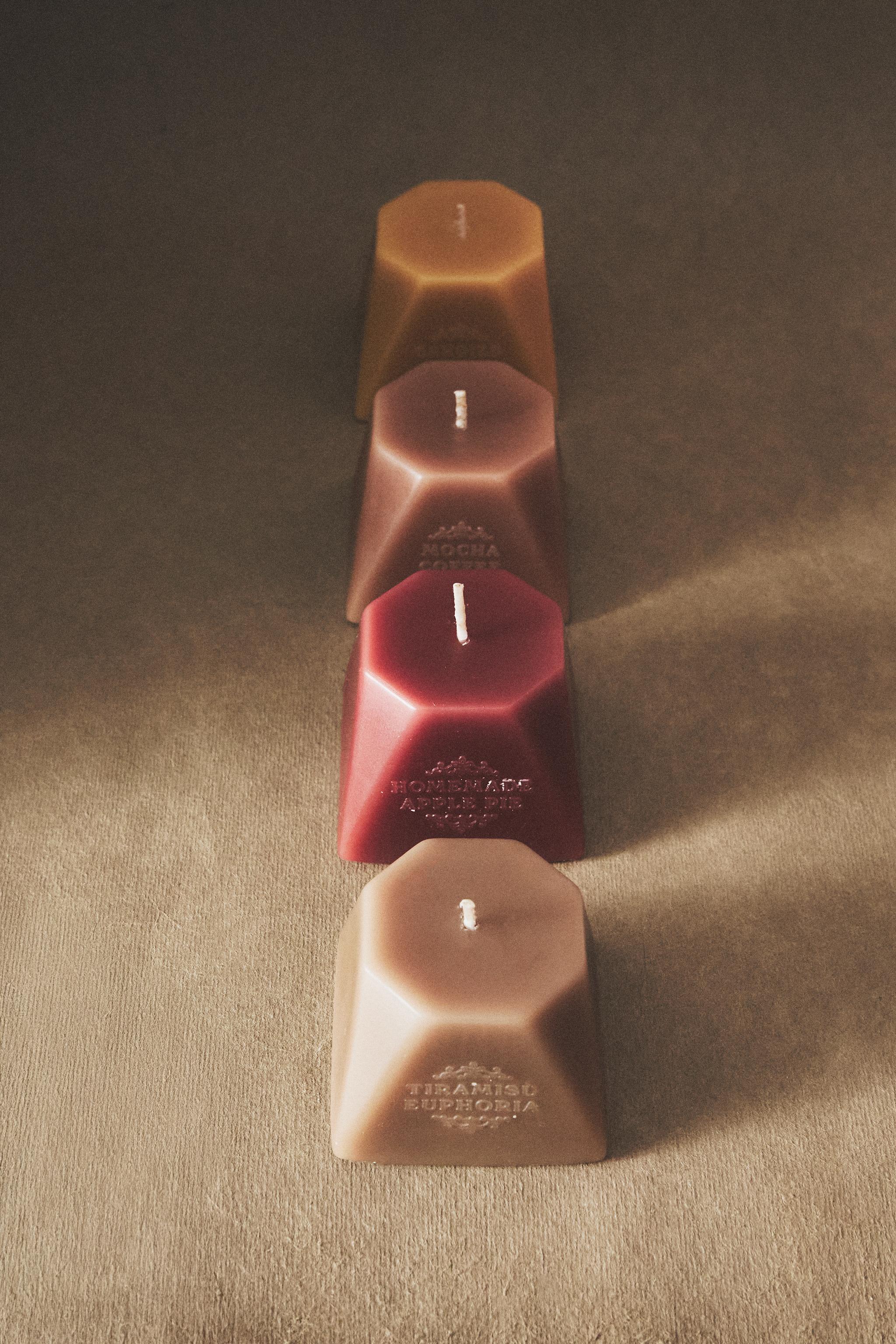 SET OF GOURMET SCENTED CANDLES (SET OF 4)