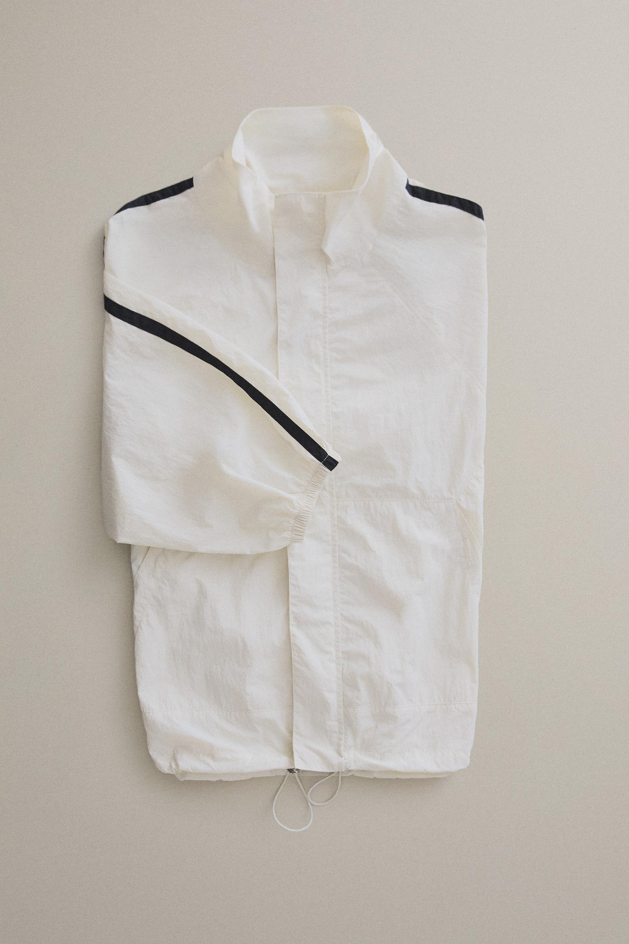 VESTE À DÉTAIL CONTRASTANT